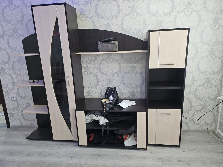 Продам новую стенку, Срочно,