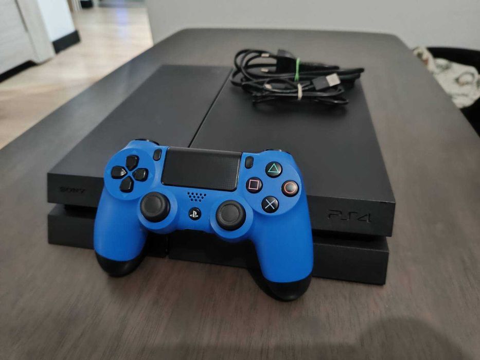 Sprzedam Sony PlayStation 4 Fat konsola 500gb