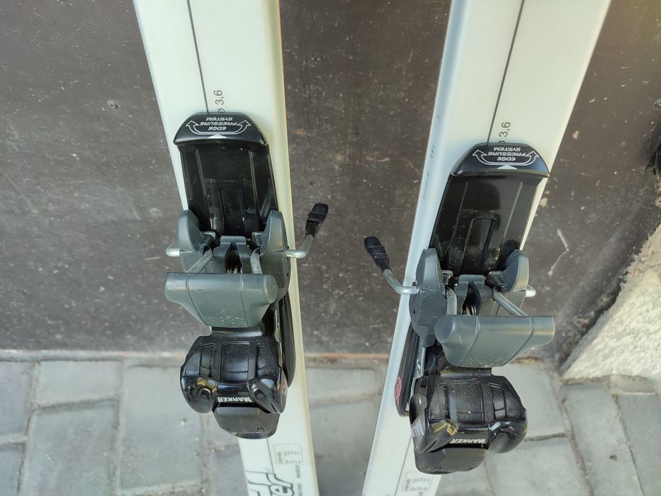 Лижі , б/у в хорошому стані