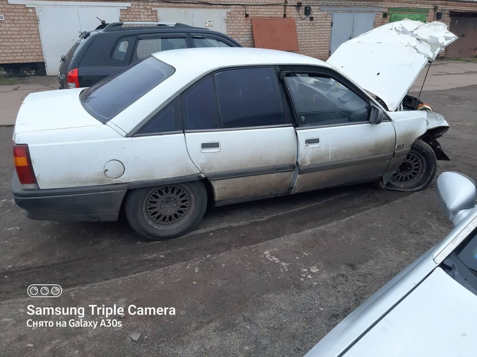 Опель омега продам