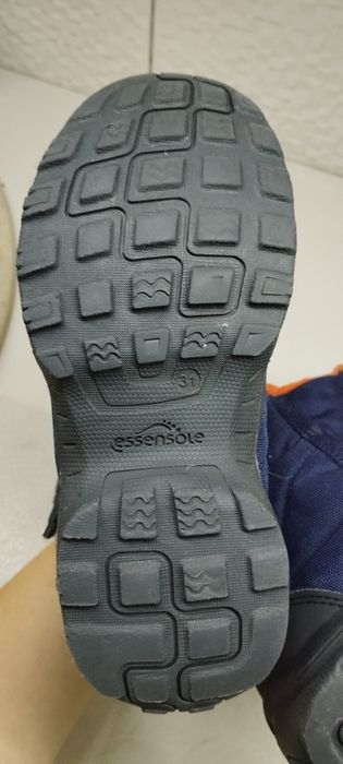 Decathlon. Waterproof взуття дитяче