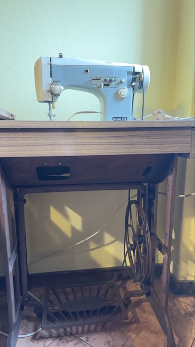 Maquina de costura