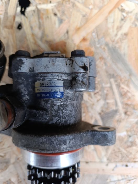 Насос ГУР Nissan Almera diesel 2.2