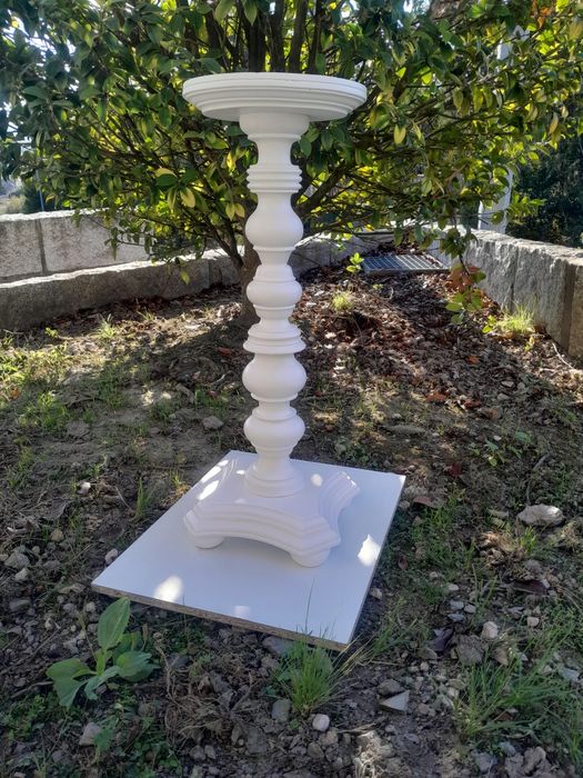 Coluna porta vasos
