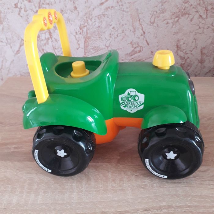 Игрушки машинки .