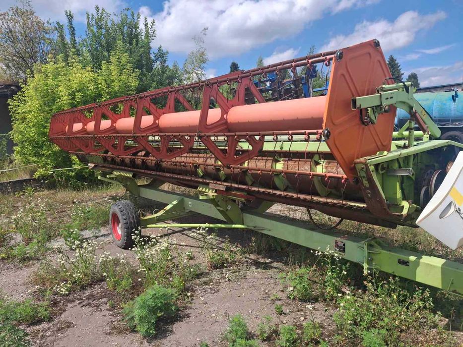 Зернова жниварка жатка CLAAS C750 + ріпаковий стіл TAM