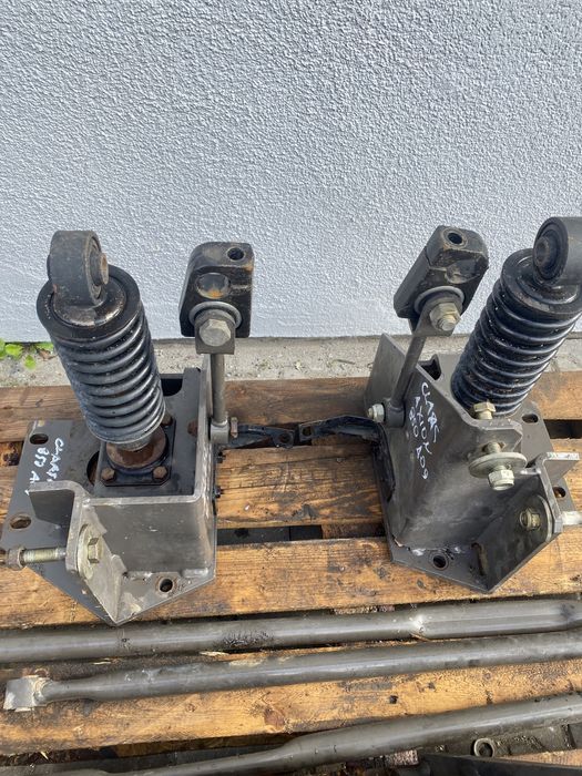 Kabina amortyzacja uchwyty kabiny claas Axion seria 800 A09 #259