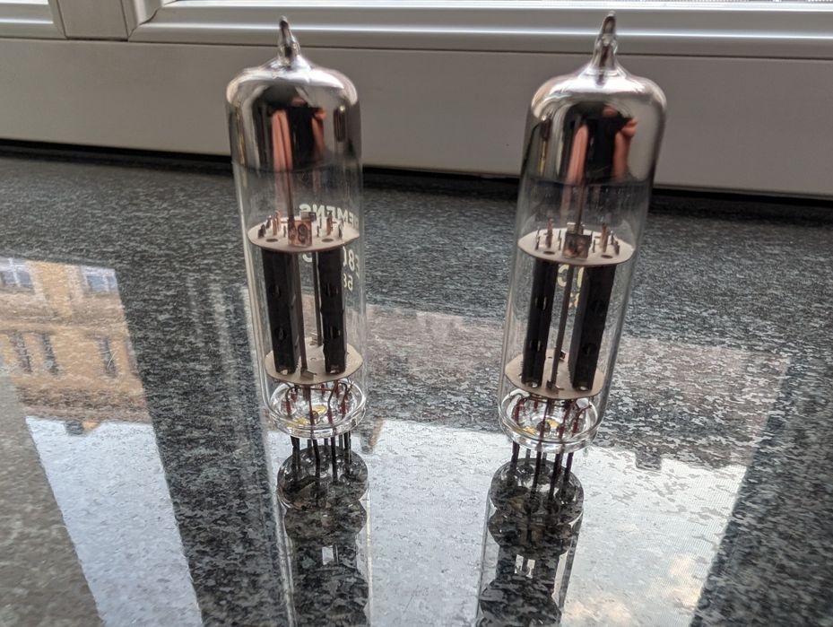 Lampy elektronowe dopasowana para Siemens E80CC NOS