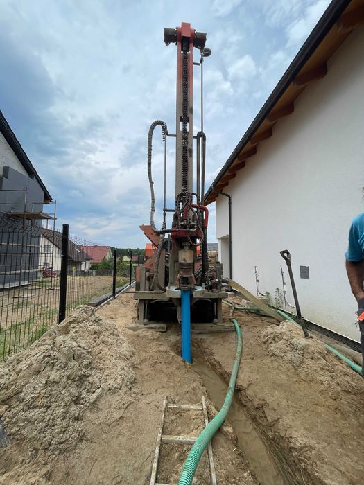 Studnie głębinowe , wiercenie , montaż