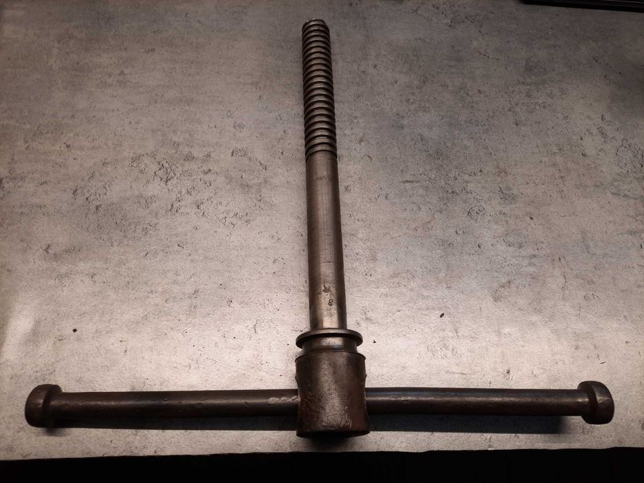 Imadło Ślusarskie Kute 180mm