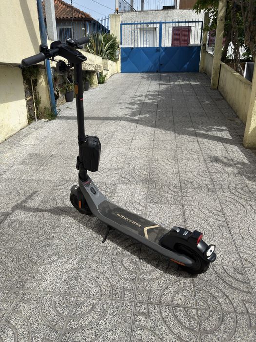 Trotinete KQI2 nova com bolsa e carregador original