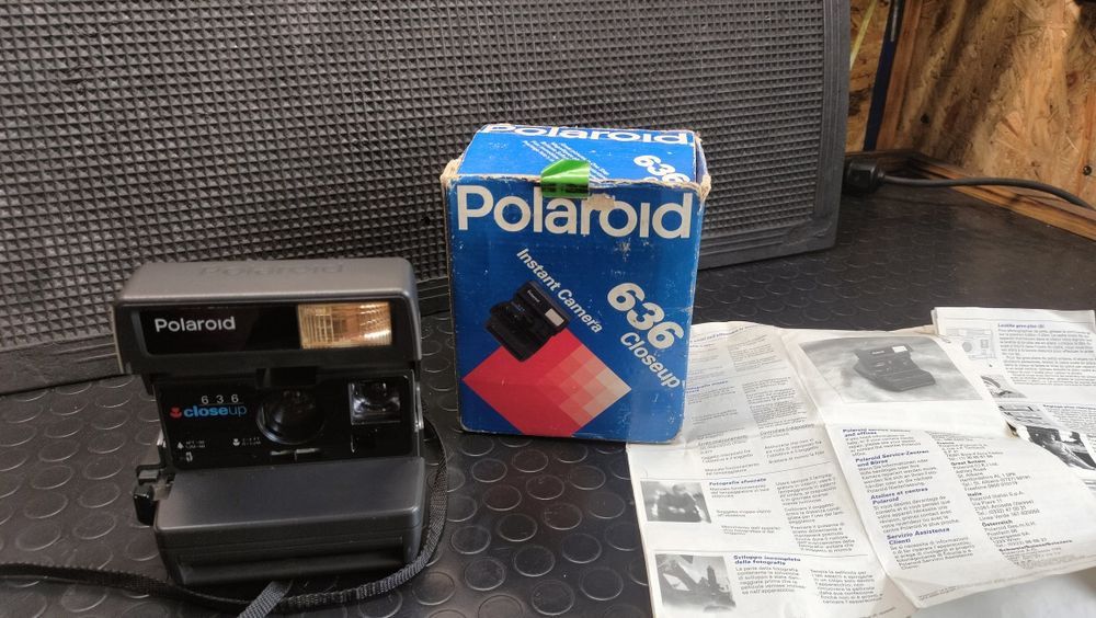 Продам камеру Polaroid 636 Closeup