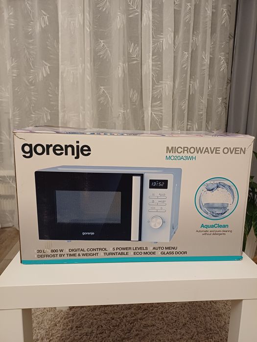 Мікрохвильова піч GORENJE MO20A3WH у задовільному стані.