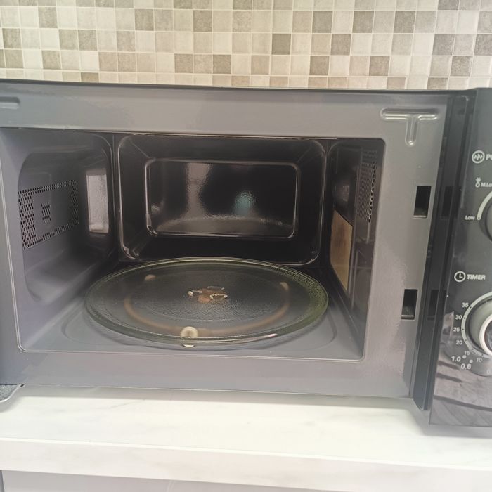 Microondas preto