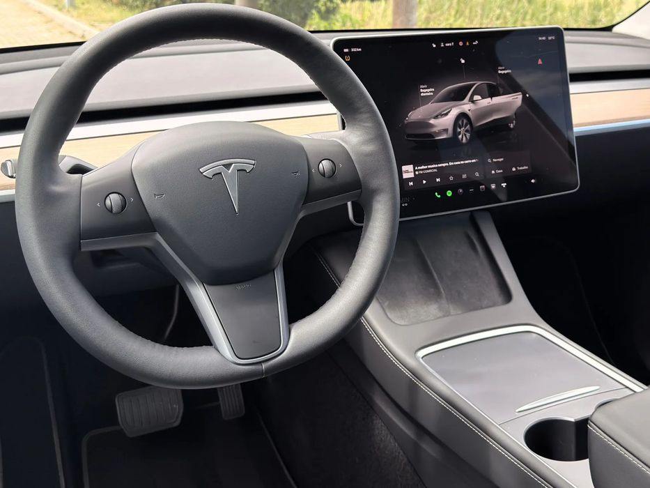Tesla Model Y Long Range Tração Integral
