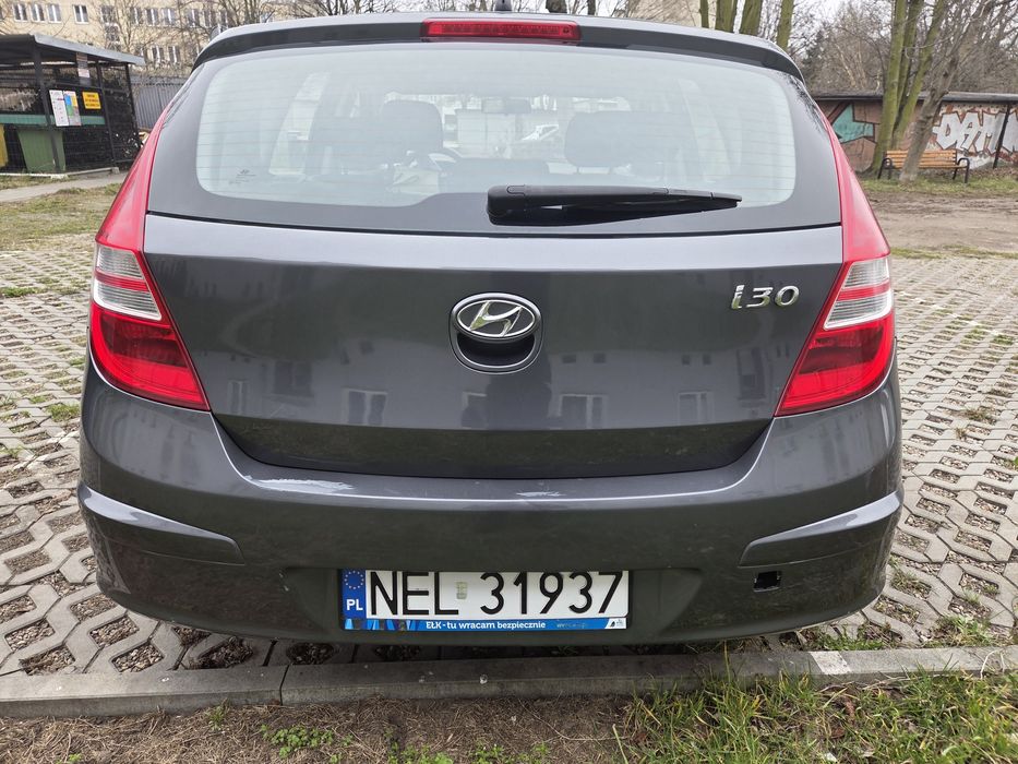 HYUNDAI I30 1.4  Benzyna+GAZ 2009