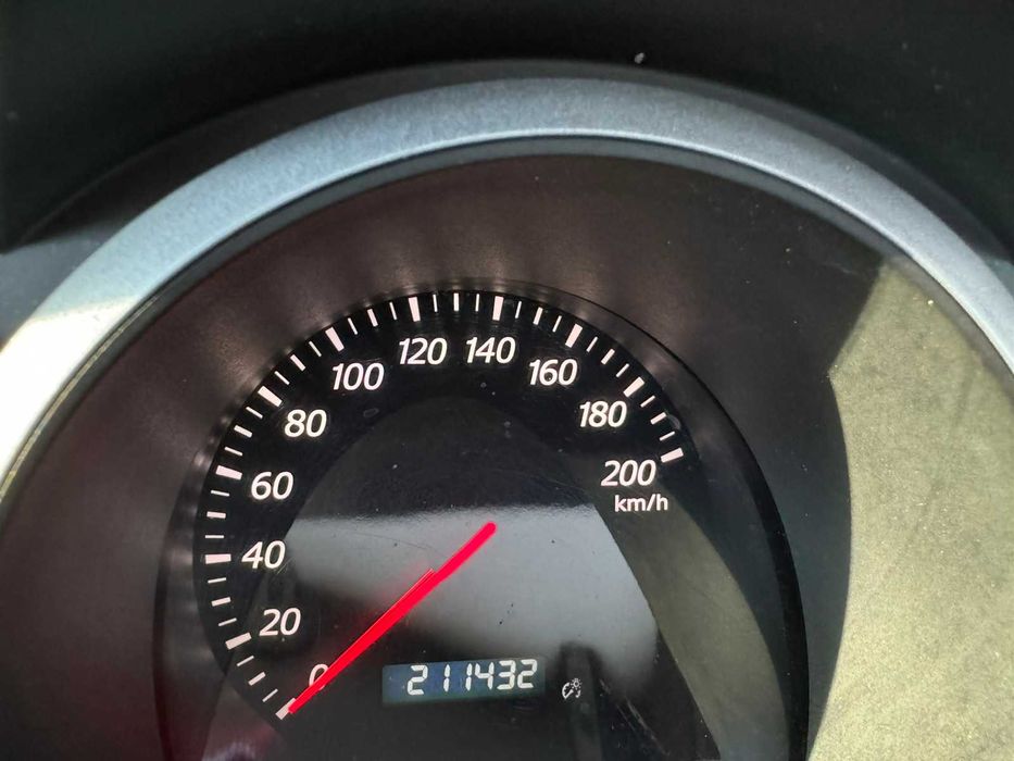 Продаж Авто  Suzuki Grand Vitara 2008р.в. Бензин 2.0.