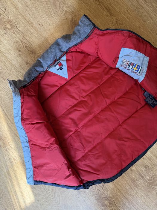 Жилетка Tommy Hilfiger (size S)