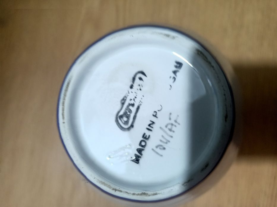 Pote em faiança da Cerâmica de Viana