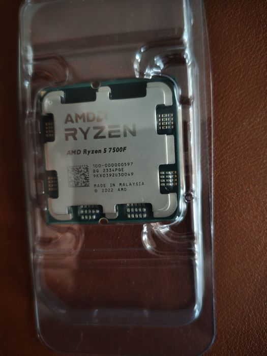 Ryzen 5 7500F 6 ядер 12 потоків 5 ггц частота