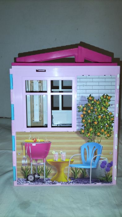 Barbie domek letniskowy.