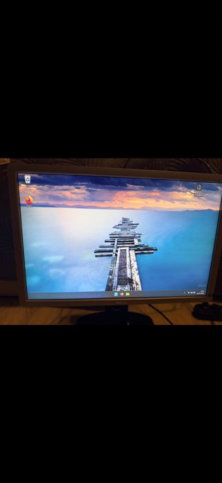 Monitor dell P2213T