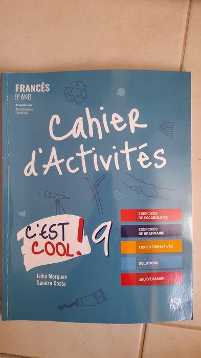 Caderno atividades Francês 9 ano