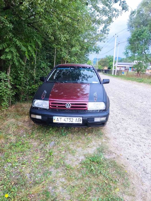 vw vento 1.8.газ працює.зимова гума