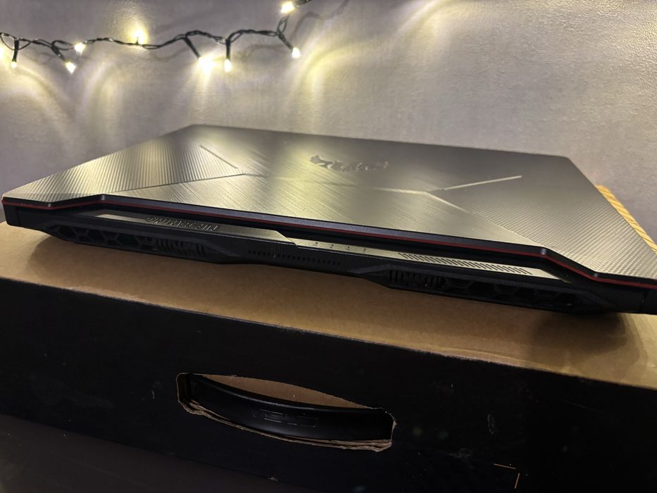 Laptop ASUS TUF Gaming A15 FA506 – Ryzen 7 / GTX 1650 Ti / 144 Hz