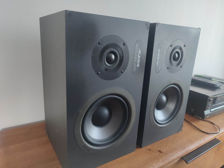 WYPRZEDAŻ! Monitory studyjne Alesis One
