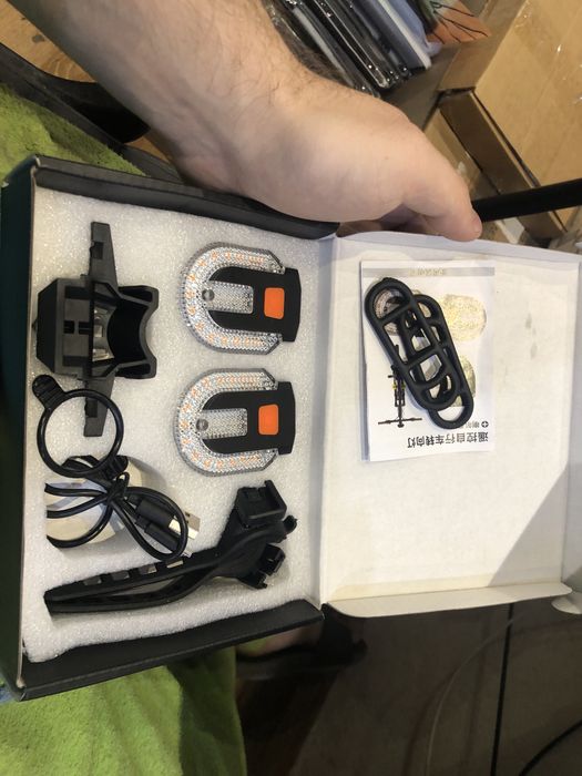 Поворотники для велосипеда LED