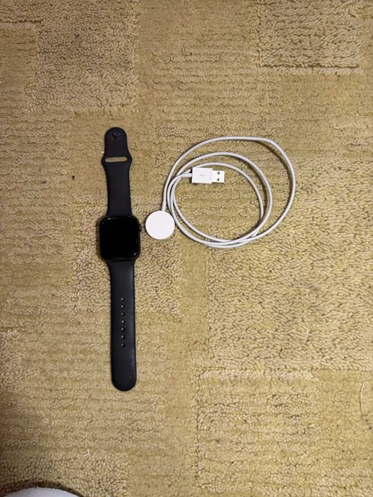 Apple Watch SE 44mm (1-го покоління)