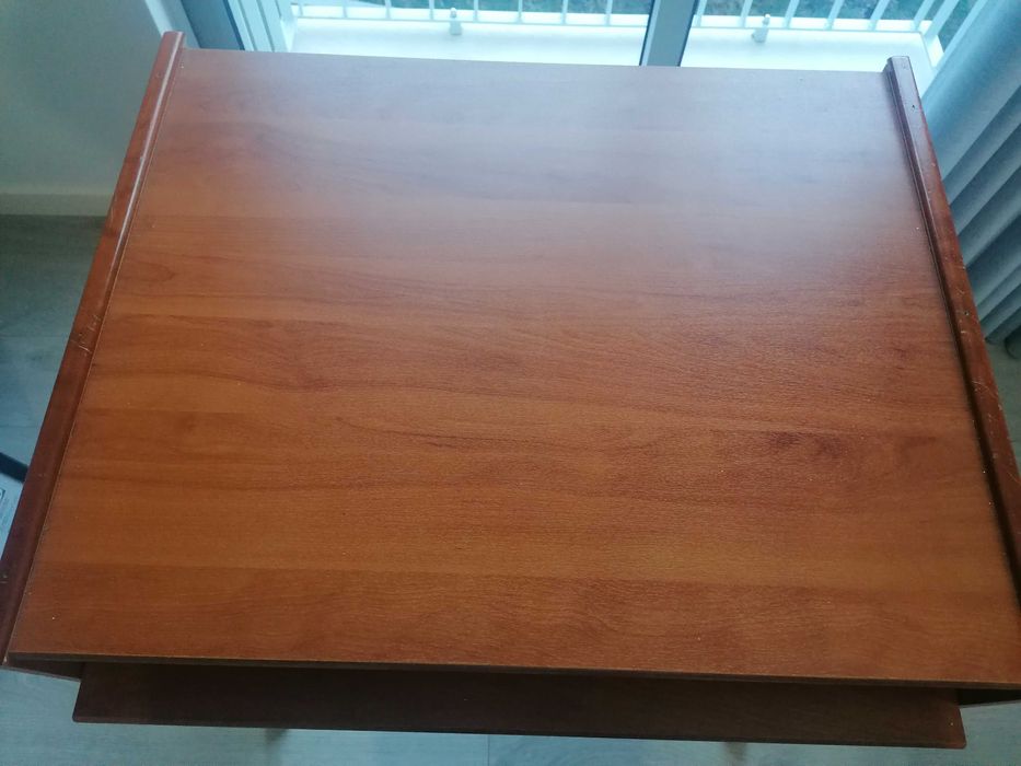 Secretaria usada
