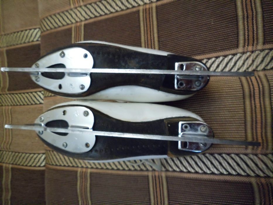 Фигурные коньки GRAF Richmond для профессионалов(Белые)