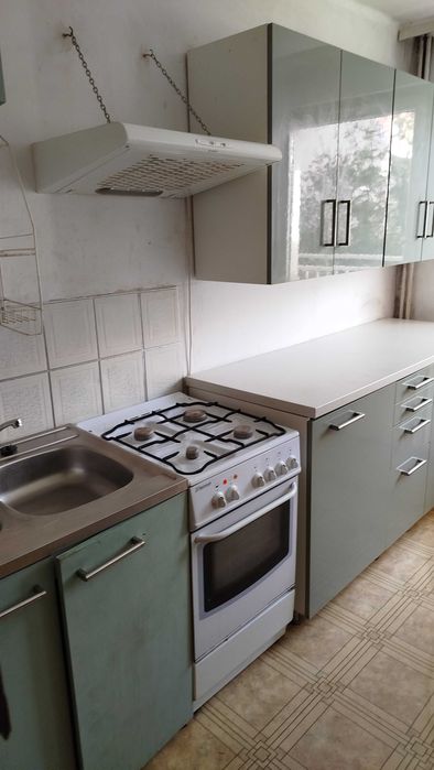 Mieszkanie Os. Zamkowe, 3 pokoje, wysoki parter 63m2, duży balkon, do remontu
