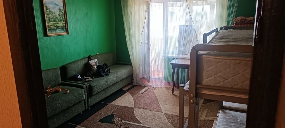 Продаж квартири по вулиці Туристична!!