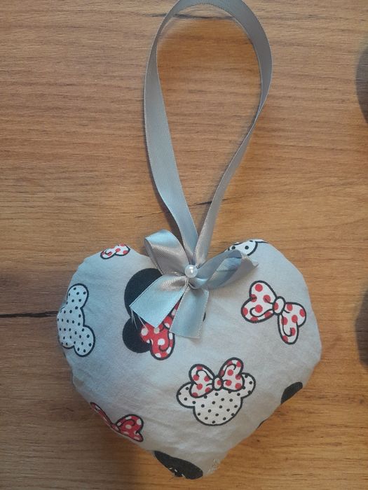 Nowa zawieszka Myszka Minnie Serduszko 12cm+wstążka