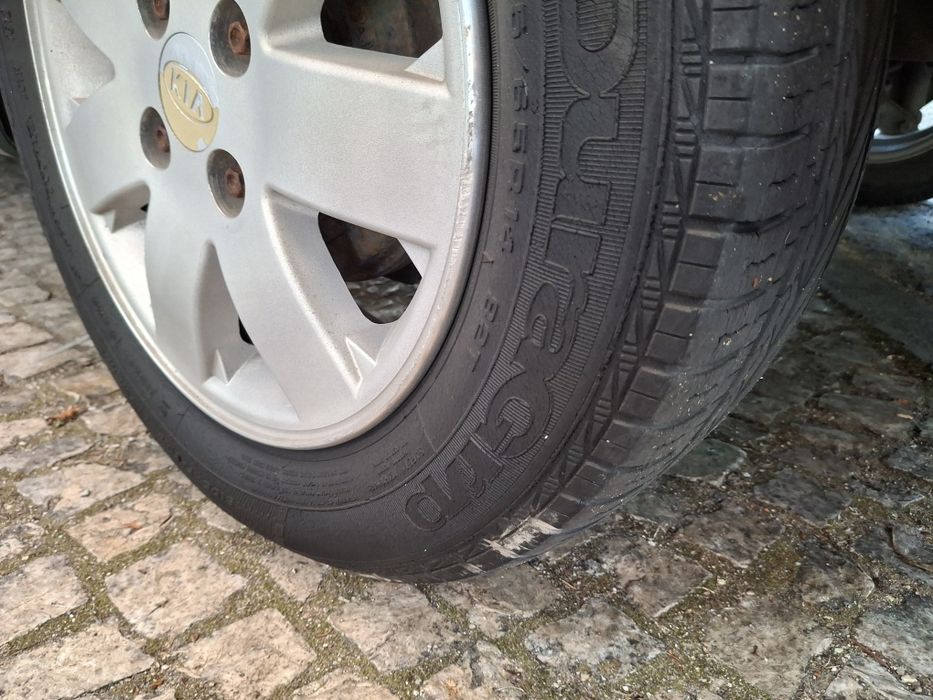 Kia Rio 1.3 2003 gasolina
