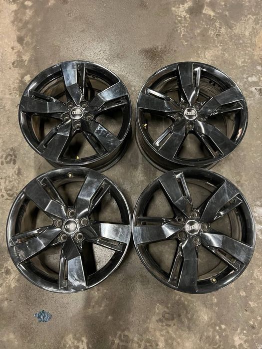 Диски Audi R19 8.0J ET39