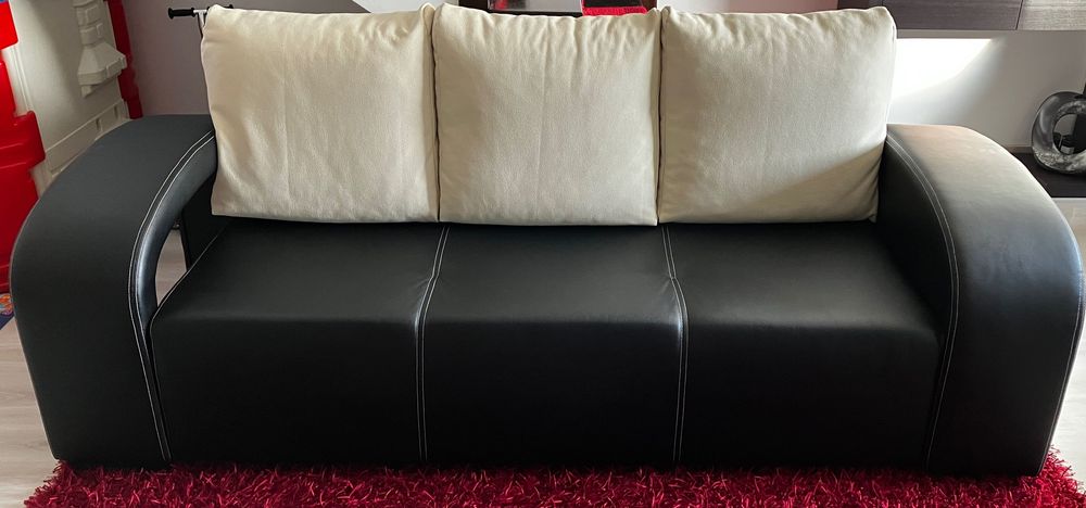 Sofá de 3 lugares em pele sintética com Chaise Longue