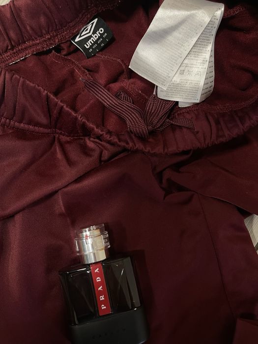Спортивні штани umbro на лампасах/ штаны умбро