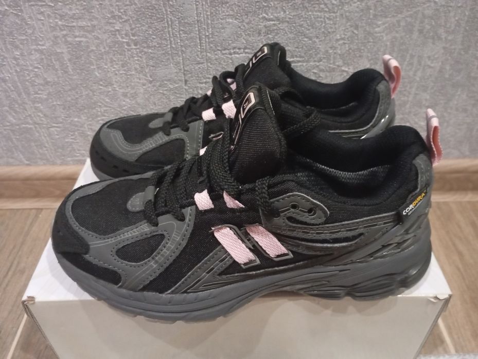 Термо кросовки  для девочки