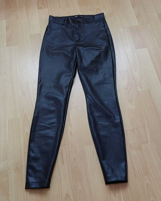 Spodnie damskie ZARA skóropodobne r. S