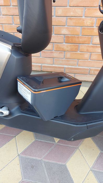 Електроскутер Super Soco CUX