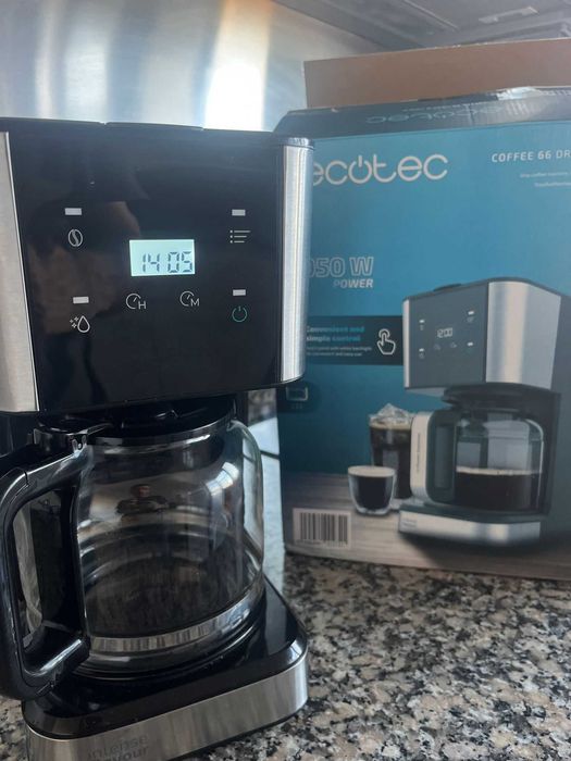 Máquina de Café com caixa