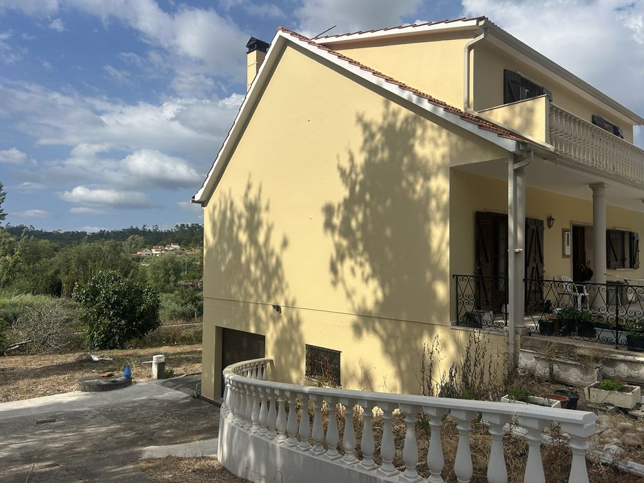 Moradia T4 em São Simão de Litém - Pombal