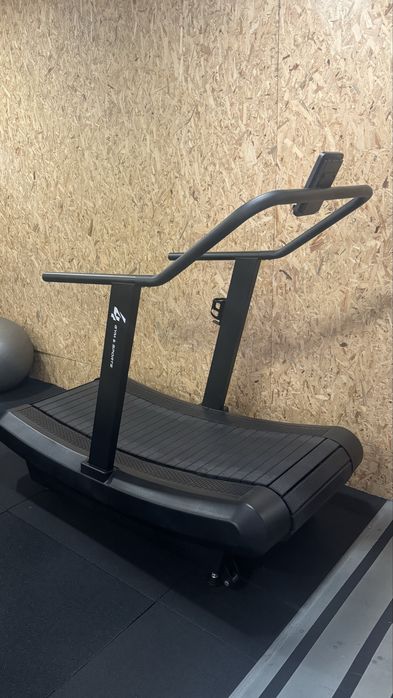 Passadeira curva profissional nova