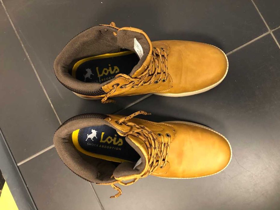 Botas Lois Tamanho 43 (Usadas 1x) - Como Novas!