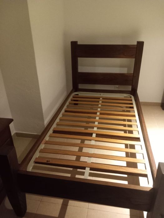 Cama Solteiro com Estrado 100x210