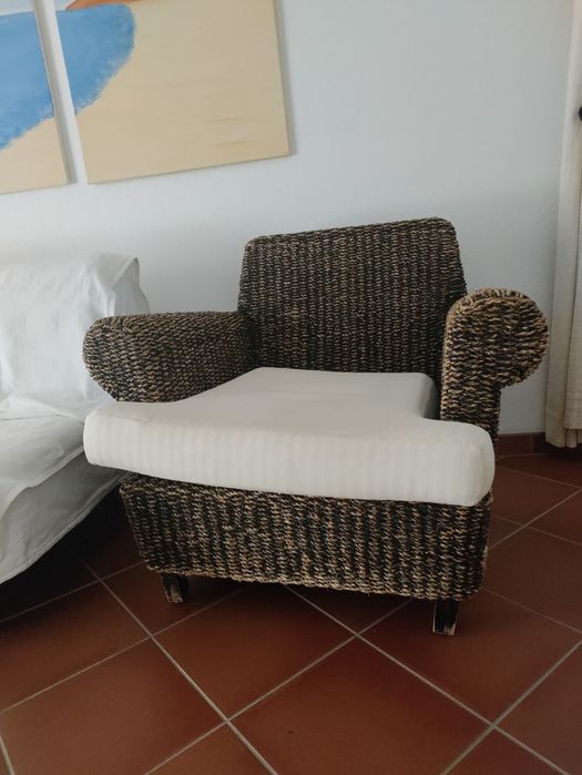 Cadeirão poltrona de verga com almofada